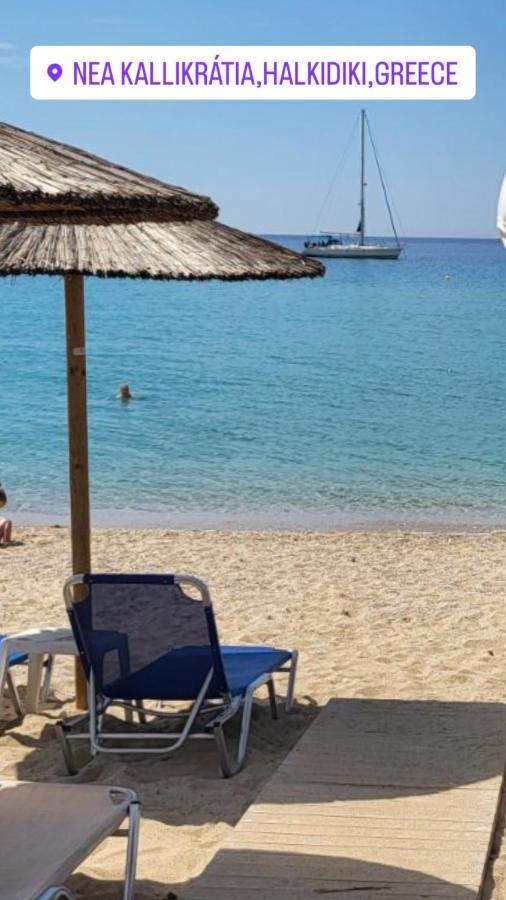 R Lux Villa Nea Kallikrateia Exteriör bild